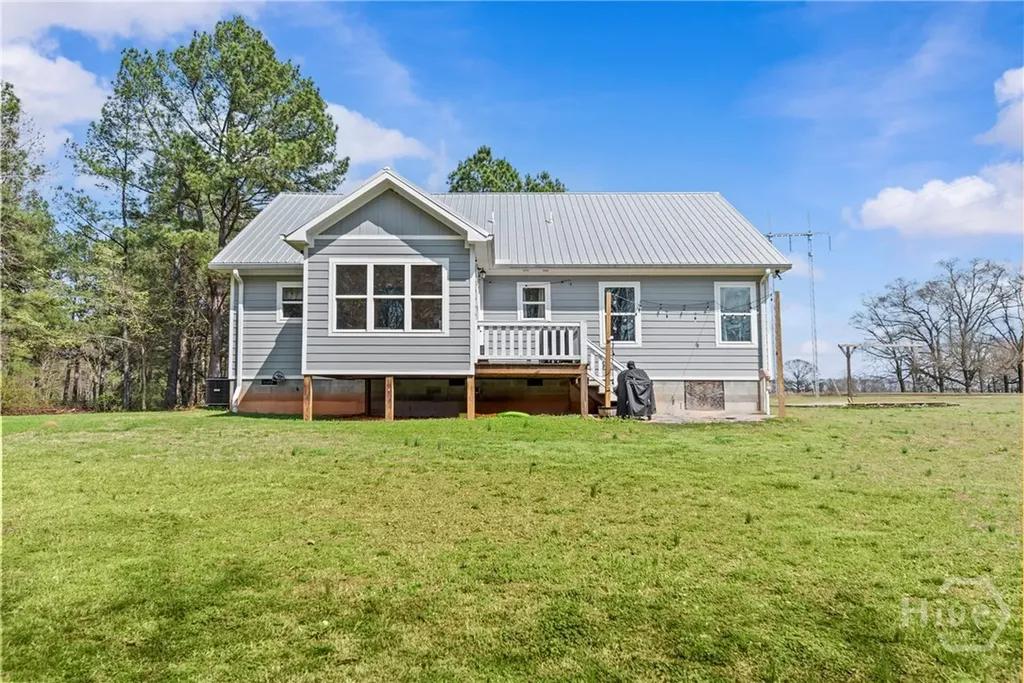 1687 Leon Ellis Road Hull GA 30646