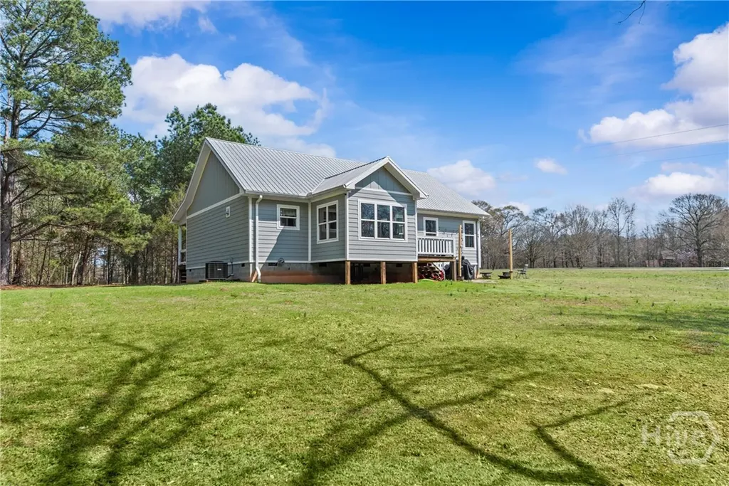1687 Leon Ellis Road Hull GA 30646