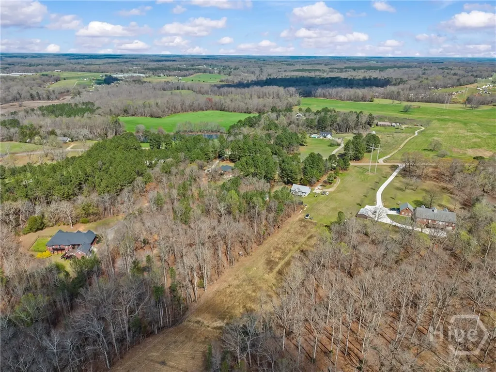 1687 Leon Ellis Road Hull GA 30646
