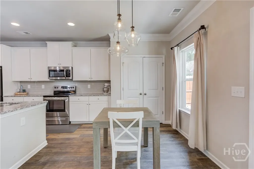 675 Country Ridge Hoschton GA 30548
