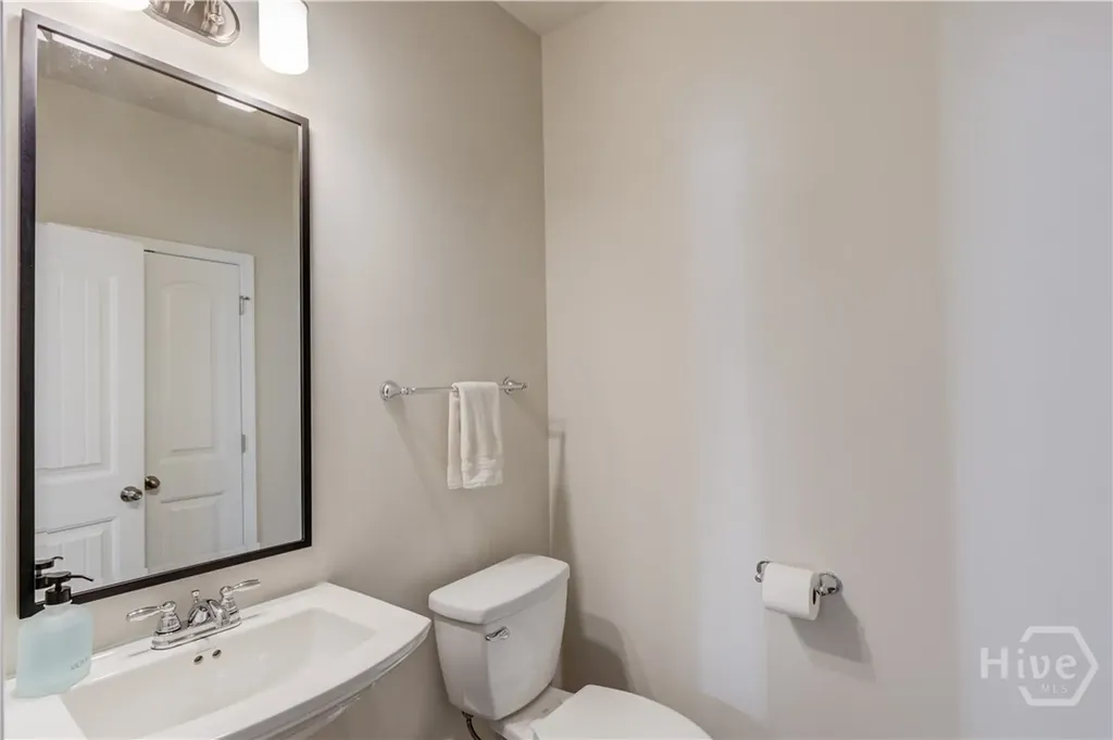 675 Country Ridge Hoschton GA 30548
