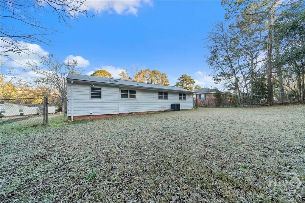 61 Oak Avenue Milledgeville GA 31061