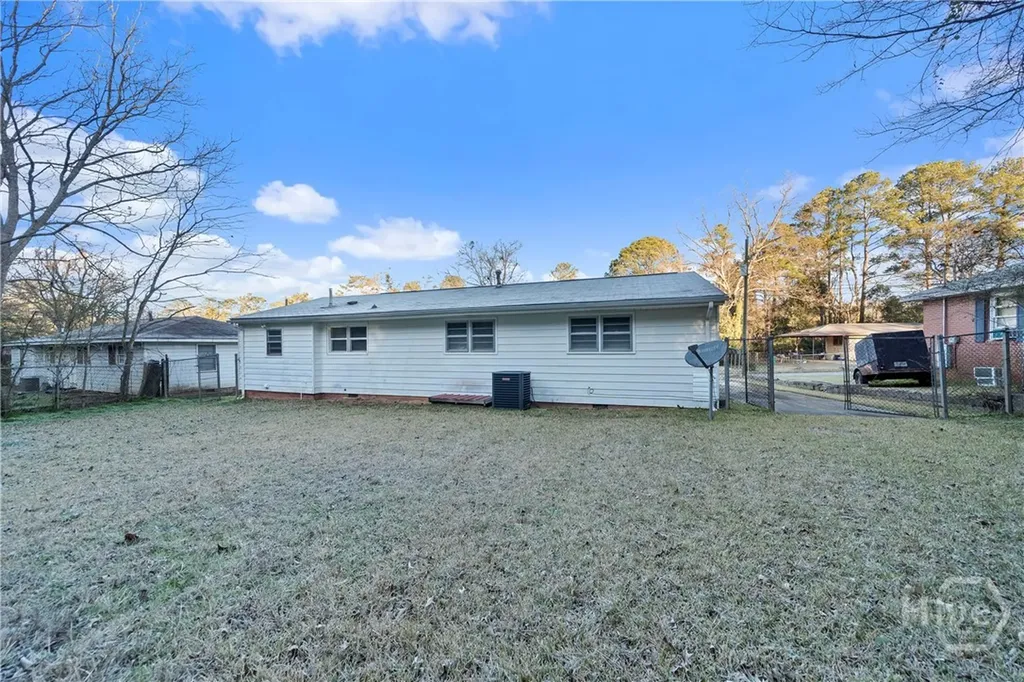 61 Oak Avenue Milledgeville GA 31061