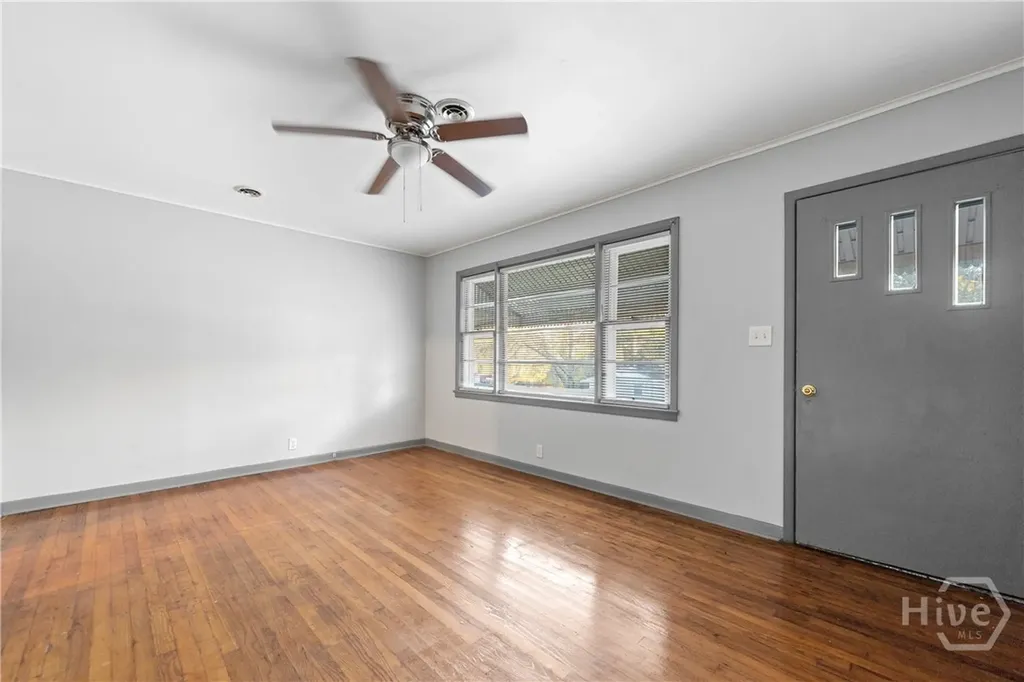 61 Oak Avenue Milledgeville GA 31061