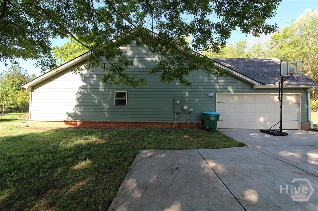 75 Dinsmore Drive Colbert GA 30628