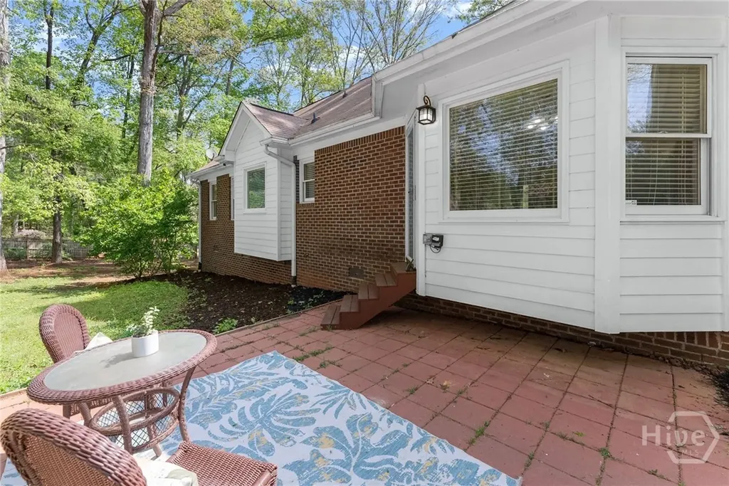 1890 Cleveland Road Bogart GA 30622