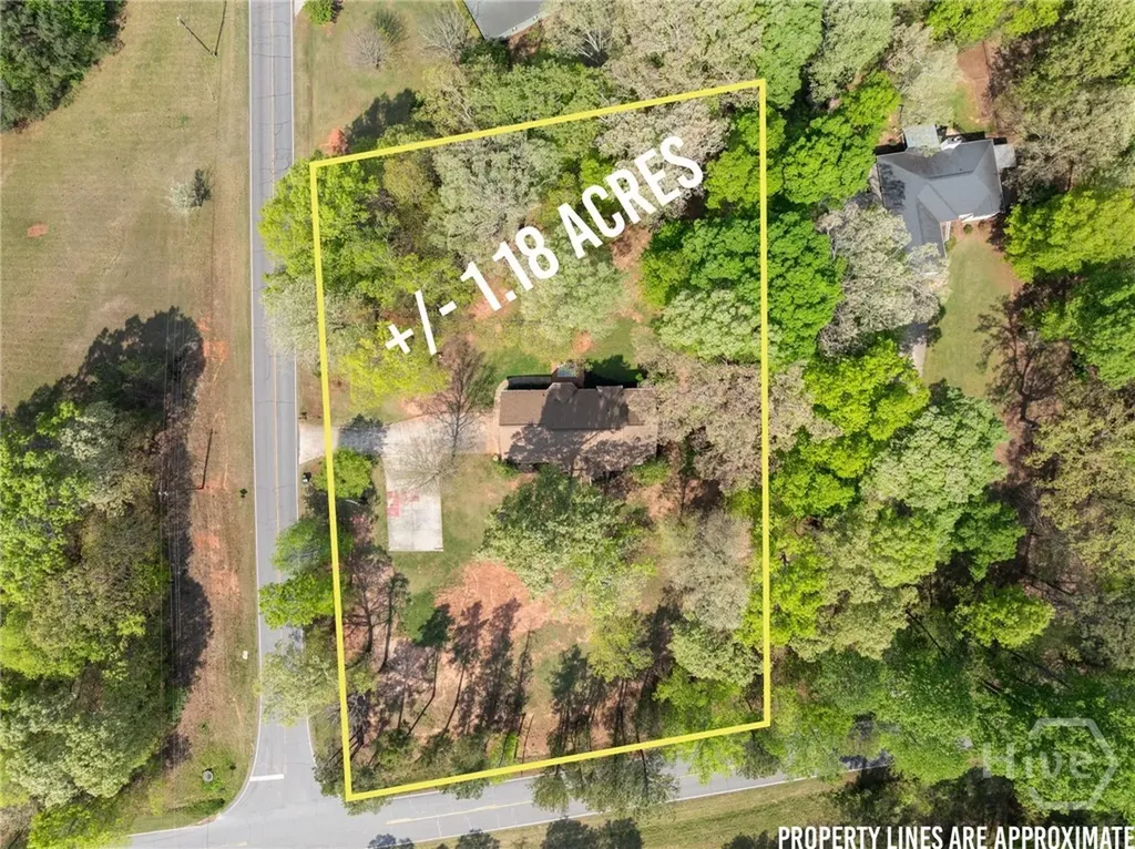 1890 Cleveland Road Bogart GA 30622