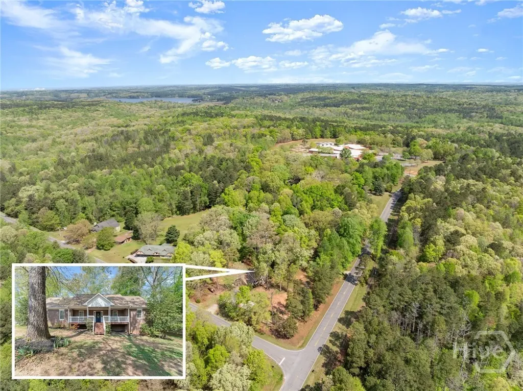 1890 Cleveland Road Bogart GA 30622