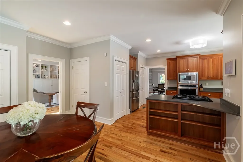 385 Woodward Way Athens GA 30606