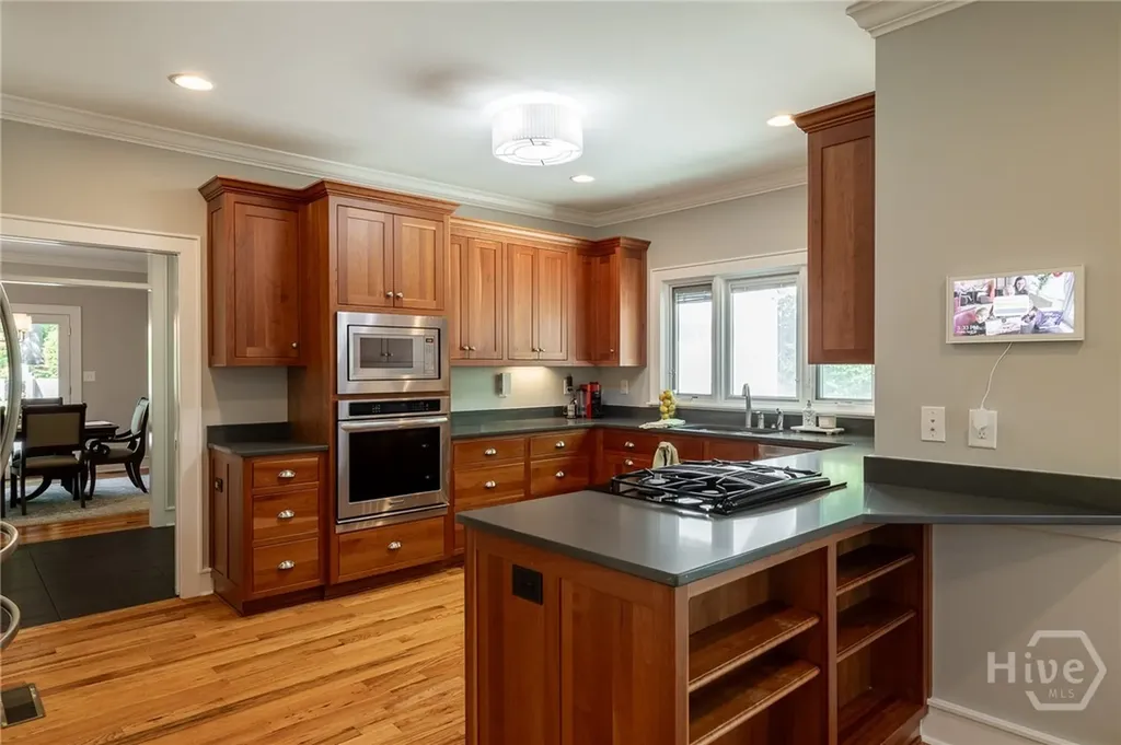 385 Woodward Way Athens GA 30606