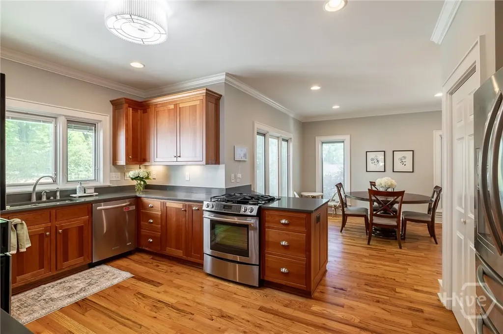385 Woodward Way Athens GA 30606
