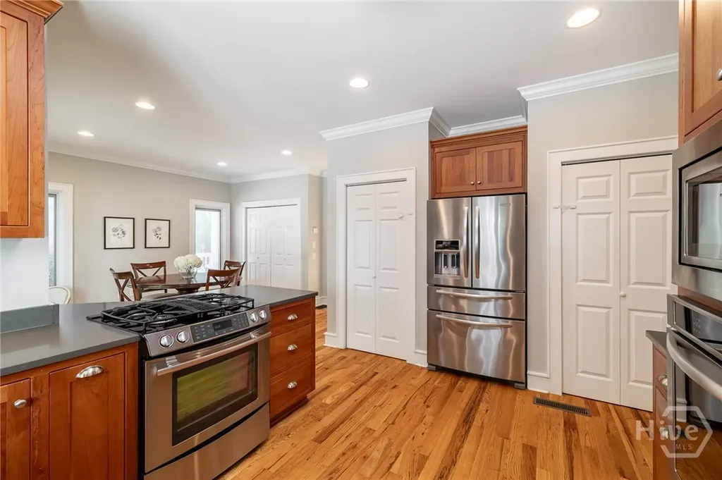 385 Woodward Way Athens GA 30606
