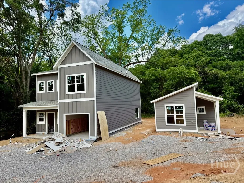 1447 E Broad Athens GA 30601
