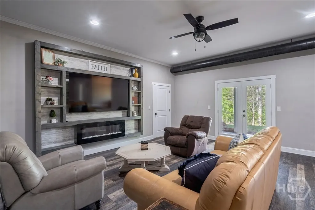 1091 W Magnolia Loop Madison GA 30650