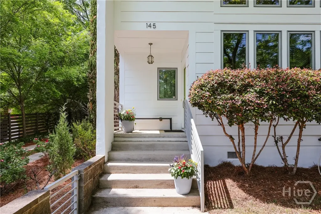 145 Satula Avenue Athens GA 30601