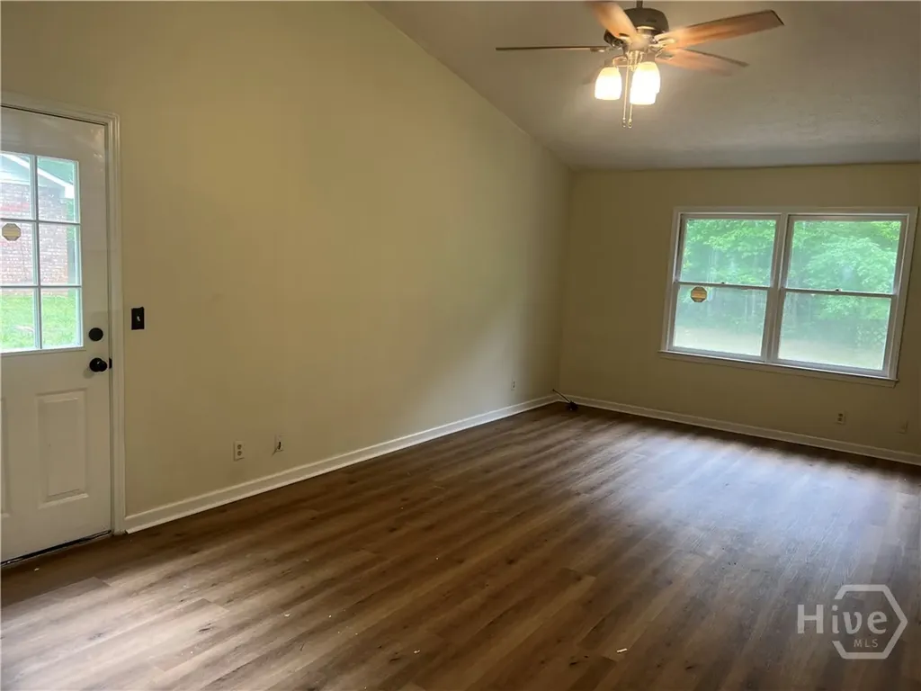 737 Beaverdam Road Winterville GA 30683