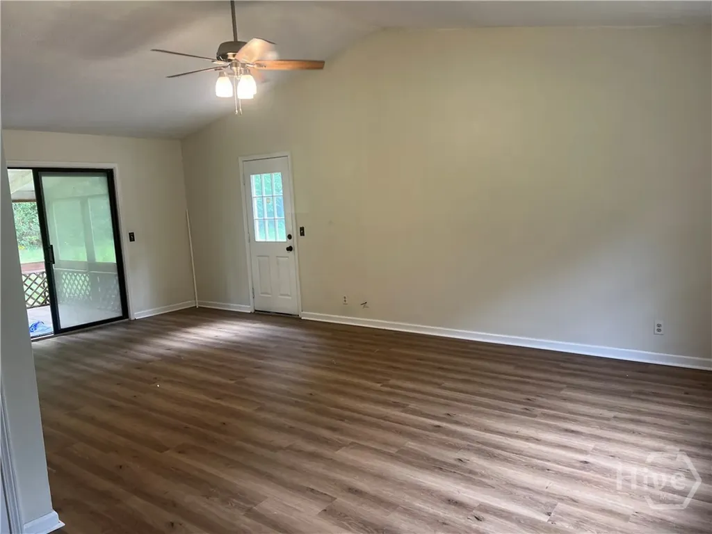 737 Beaverdam Road Winterville GA 30683