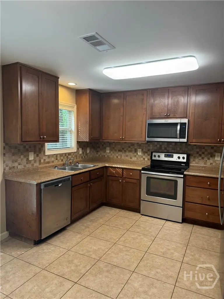 7883 Pendergrass Road Hoschton GA 30548