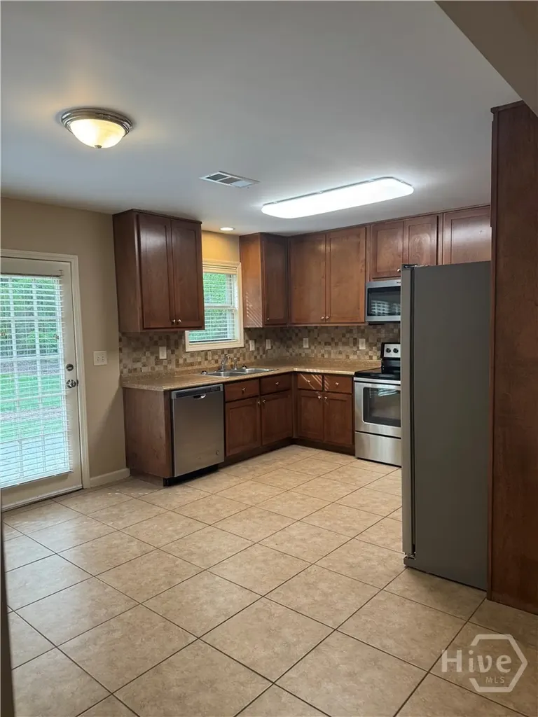 7883 Pendergrass Road Hoschton GA 30548