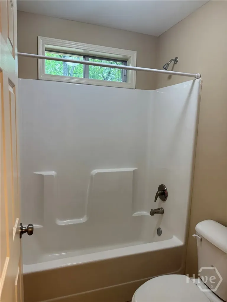 7883 Pendergrass Road Hoschton GA 30548