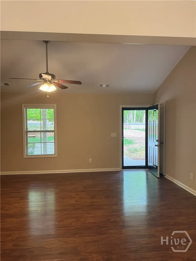 7883 Pendergrass Road Hoschton GA 30548