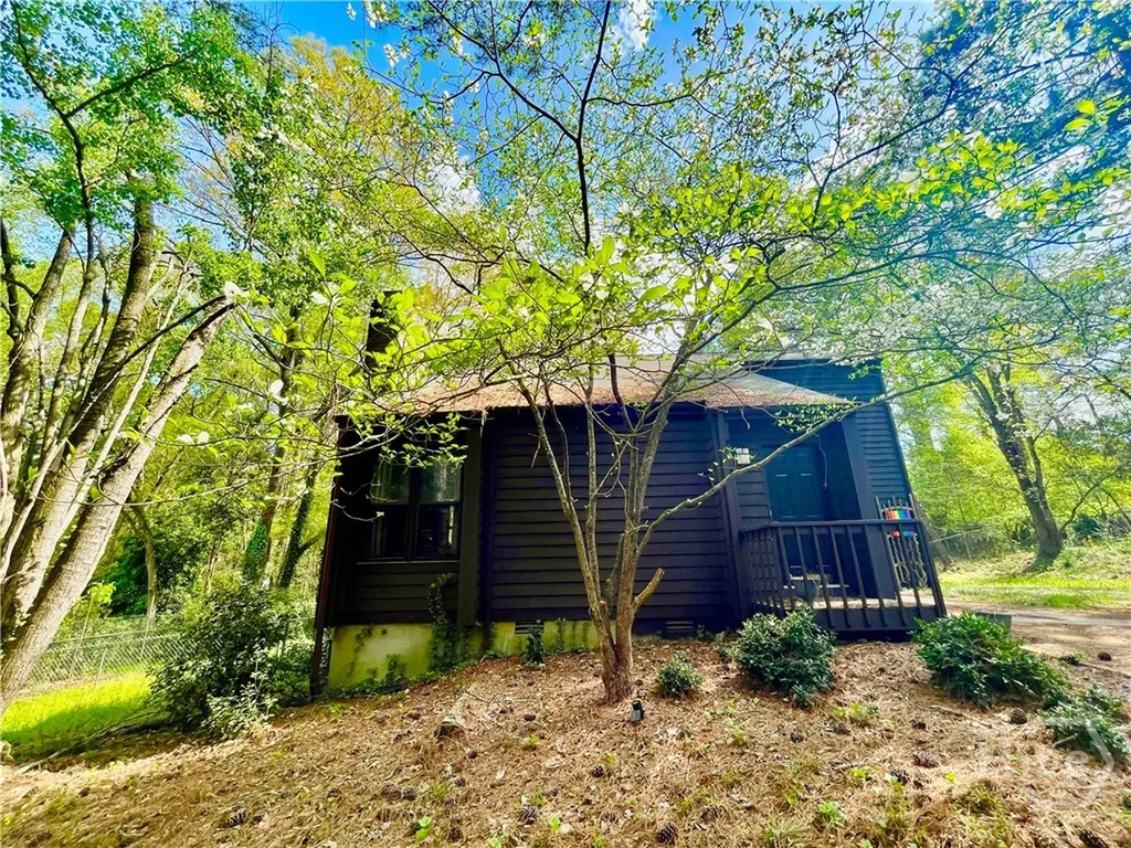 150 Brookstone Athens GA 30605