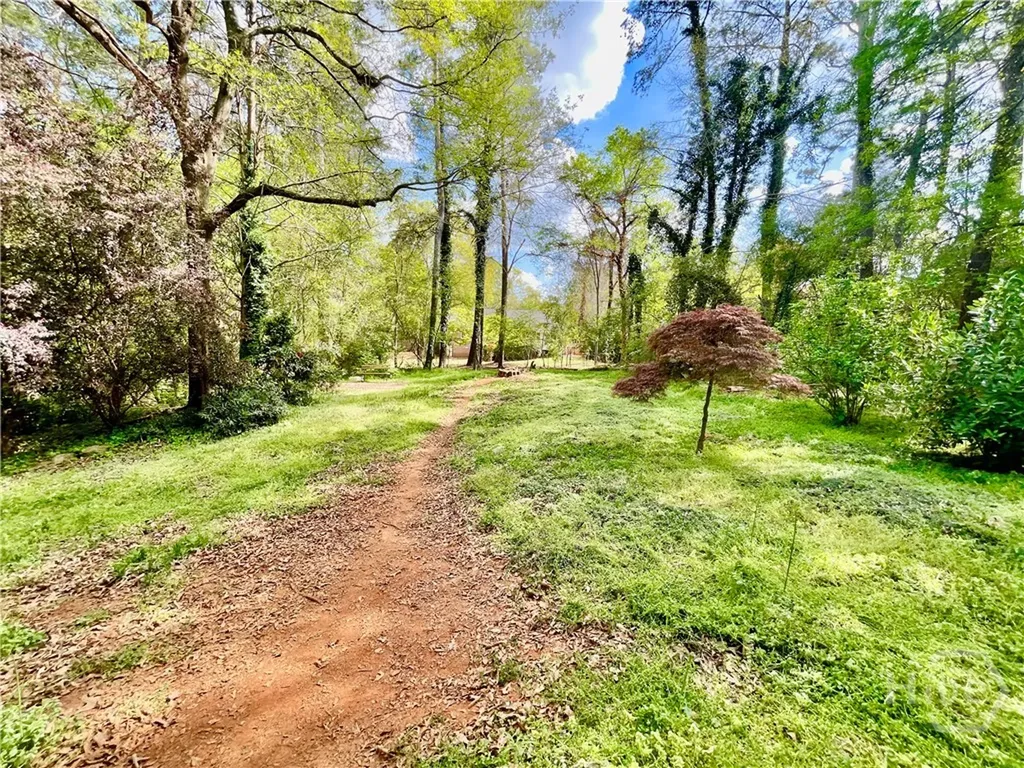 150 Brookstone Athens GA 30605