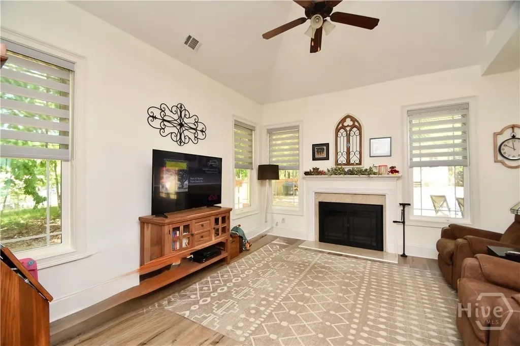 34 Emily Lane Bogart GA 30622