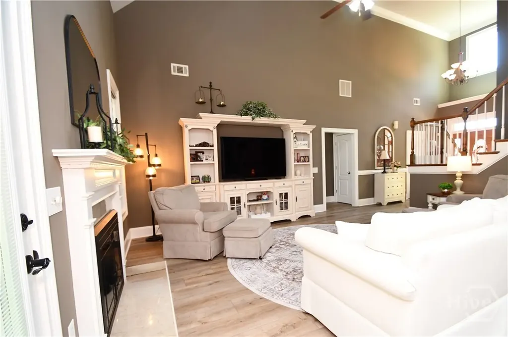 34 Emily Lane Bogart GA 30622