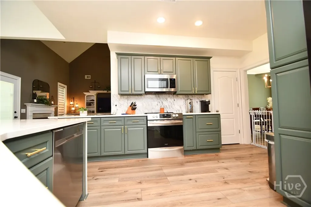 34 Emily Lane Bogart GA 30622