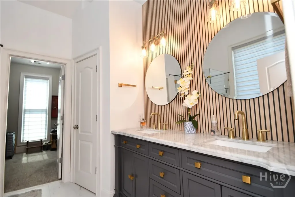 34 Emily Lane Bogart GA 30622