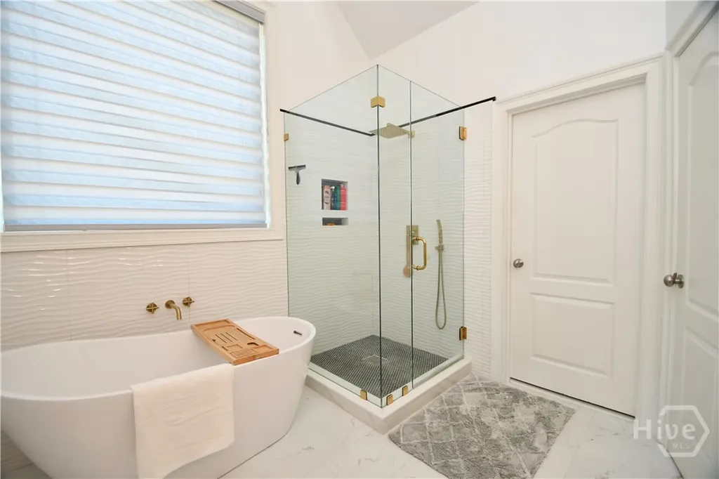 34 Emily Lane Bogart GA 30622