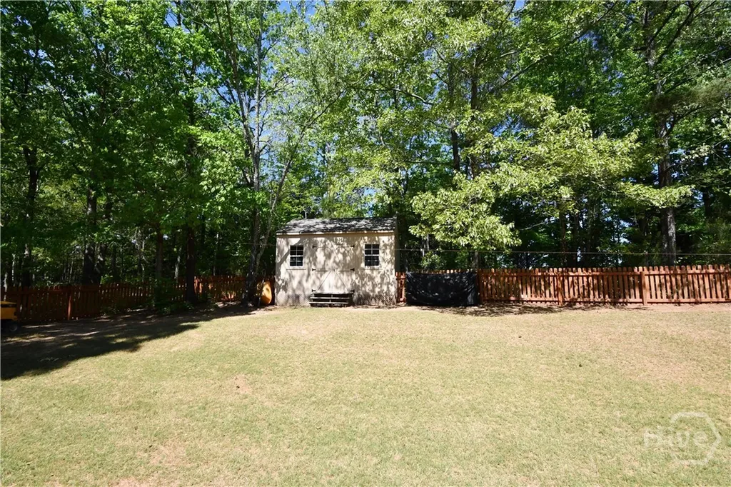 34 Emily Lane Bogart GA 30622