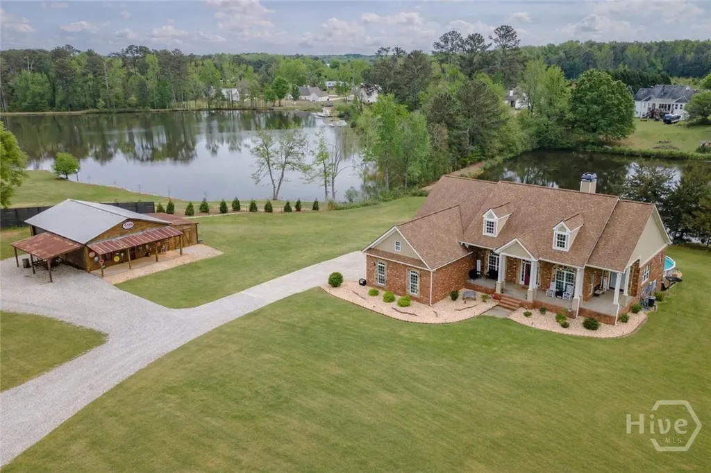 725 Amber Lakes Court Social Circle GA 30025