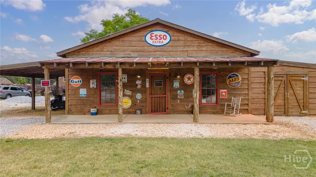 725 Amber Lakes Court Social Circle GA 30025