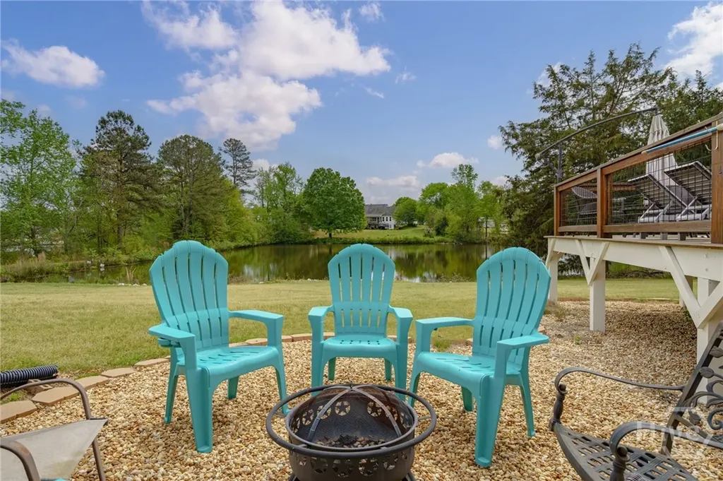 725 Amber Lakes Court Social Circle GA 30025