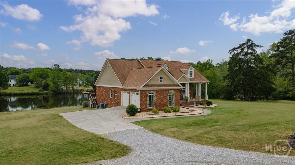 725 Amber Lakes Court Social Circle GA 30025