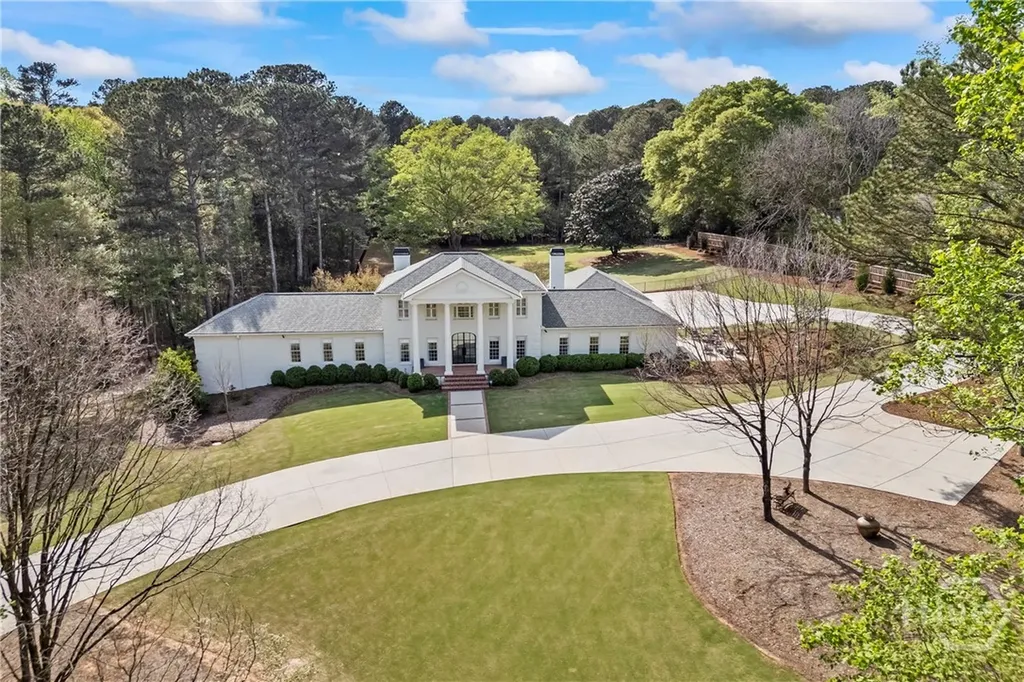 1900 Crystal Hills Drive Athens GA 30606