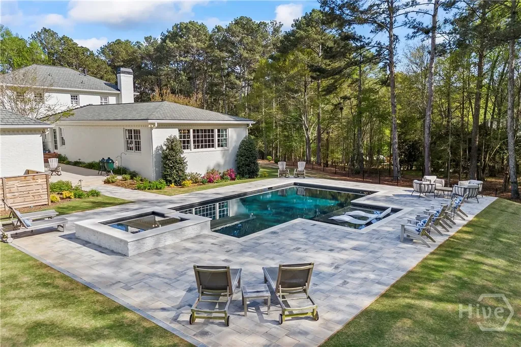 1900 Crystal Hills Drive Athens GA 30606