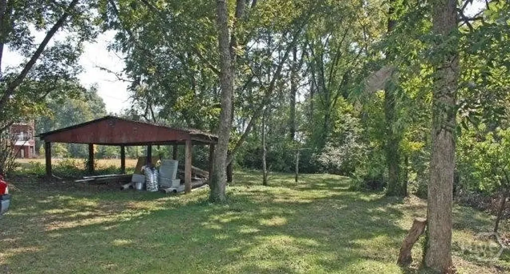 1085 Macon Highway Athens GA