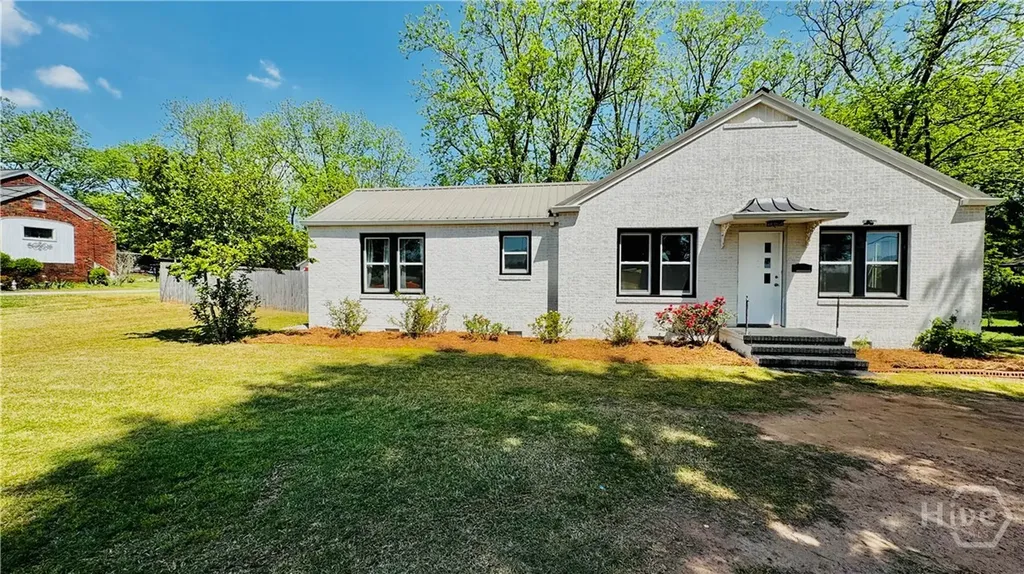 397 Shankle Commerce GA 30529