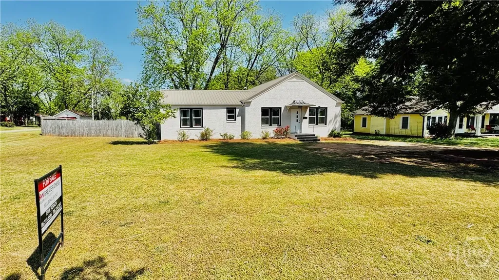 397 Shankle Commerce GA 30529