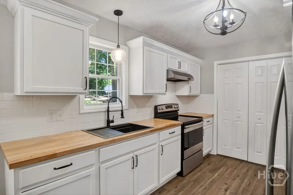 108 Gordon Street Greensboro GA 30642