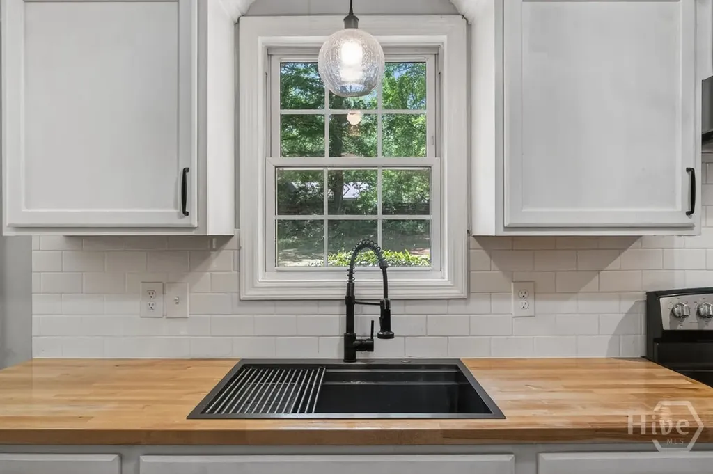 108 Gordon Street Greensboro GA 30642