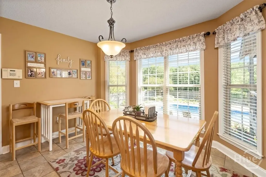 495 Hanley Road Hull GA 30646