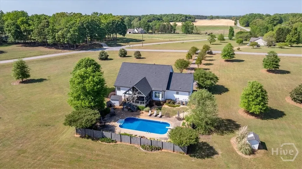 495 Hanley Road Hull GA 30646