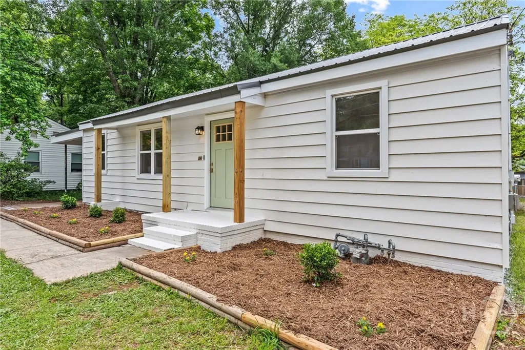 492 Clover Athens GA 30606