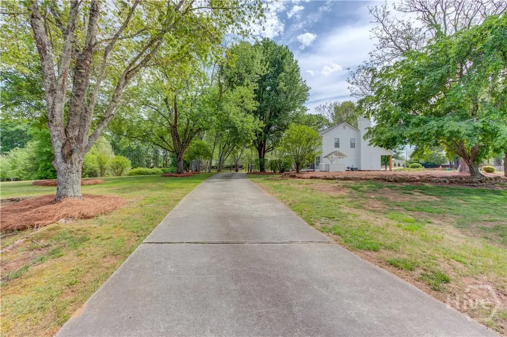 1554 Maddox Road Hoschton GA 30548