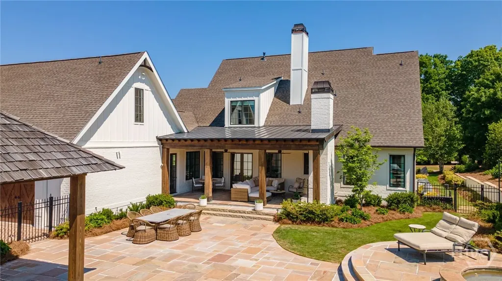 1625 Evergreen Park Statham GA 30666