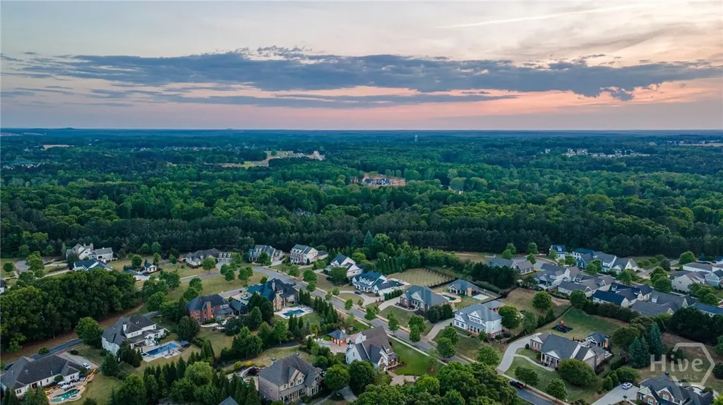 1625 Evergreen Park Statham GA 30666